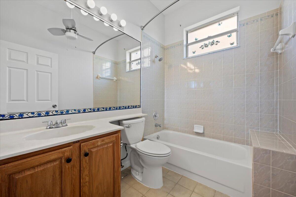 230 Southwest Ridgecrest Drive Port St. Lucie, FL 34953 - Photo 12 of 30 Bath