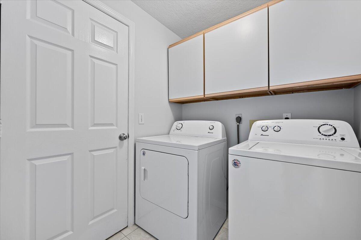 230 Southwest Ridgecrest Drive Port St. Lucie, FL 34953 - Photo 17 of 30 Laundry Room