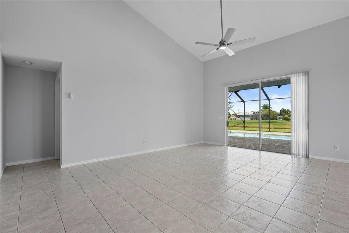 230 Southwest Ridgecrest Drive Port St. Lucie, FL 34953 - Photo 7 of 30 Main Living Area