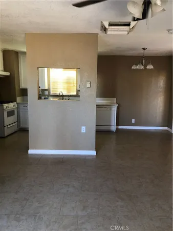 $2,200 | 16512 Batson Place, Victorville, CA 92395