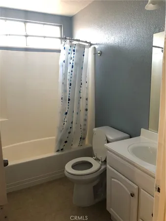 $2,200 | 16512 Batson Place, Victorville, CA 92395