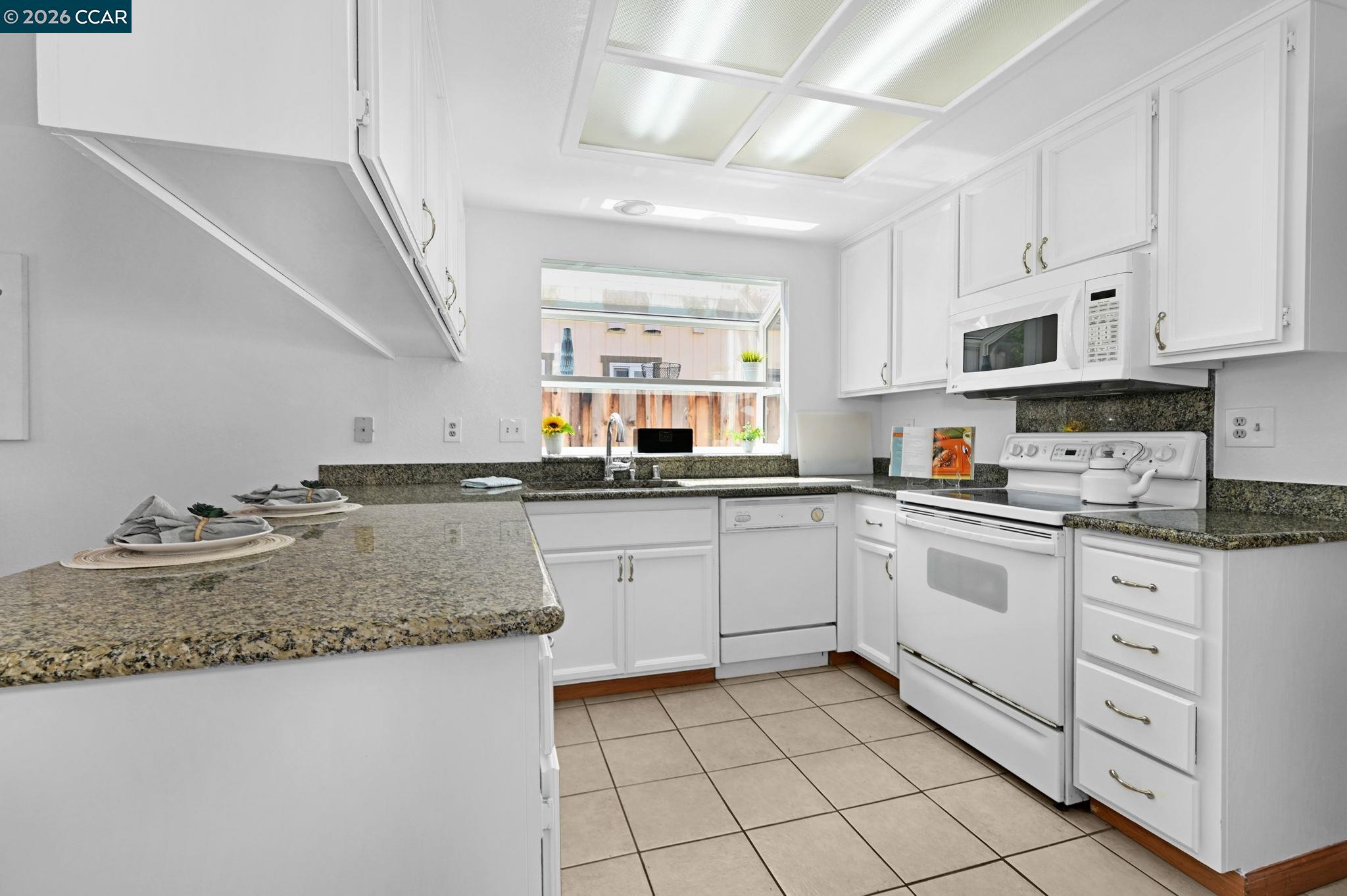 4009 Denver Street Concord, CA 94521 - Photo 7 of 21