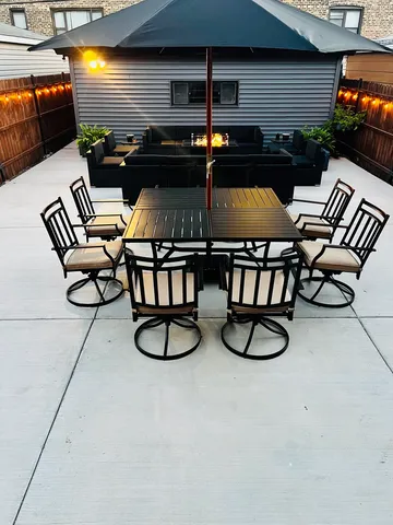 $489,000 | 4851 West Concord Place, Chicago, IL 60639