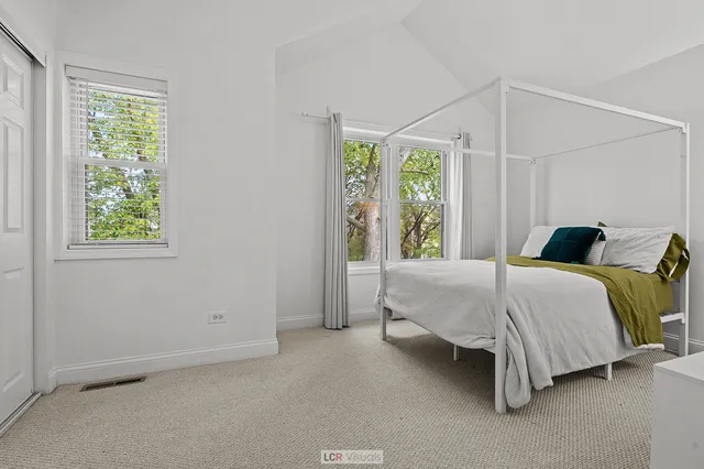 $489,000 | 4851 West Concord Place, Chicago, IL 60639