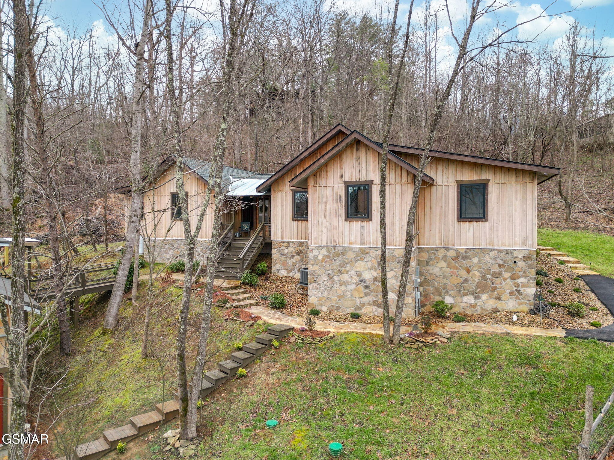 3438 Spring View Drive Sevierville, TN 37862 - Photo 1 of 23 Gallery Image 1