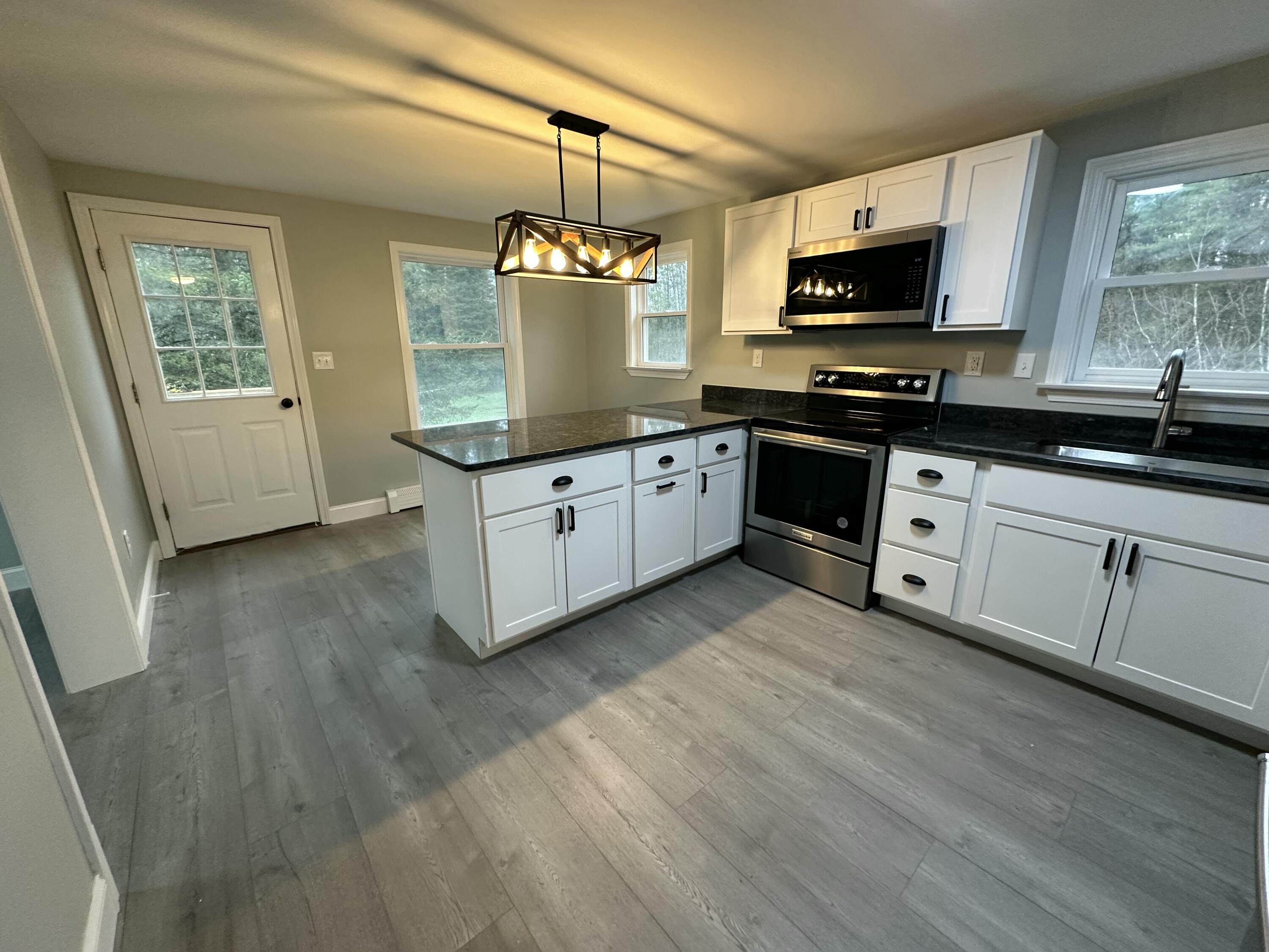 95 Thurrell Road South Berwick, ME 03908 - Photo 12 of 61
