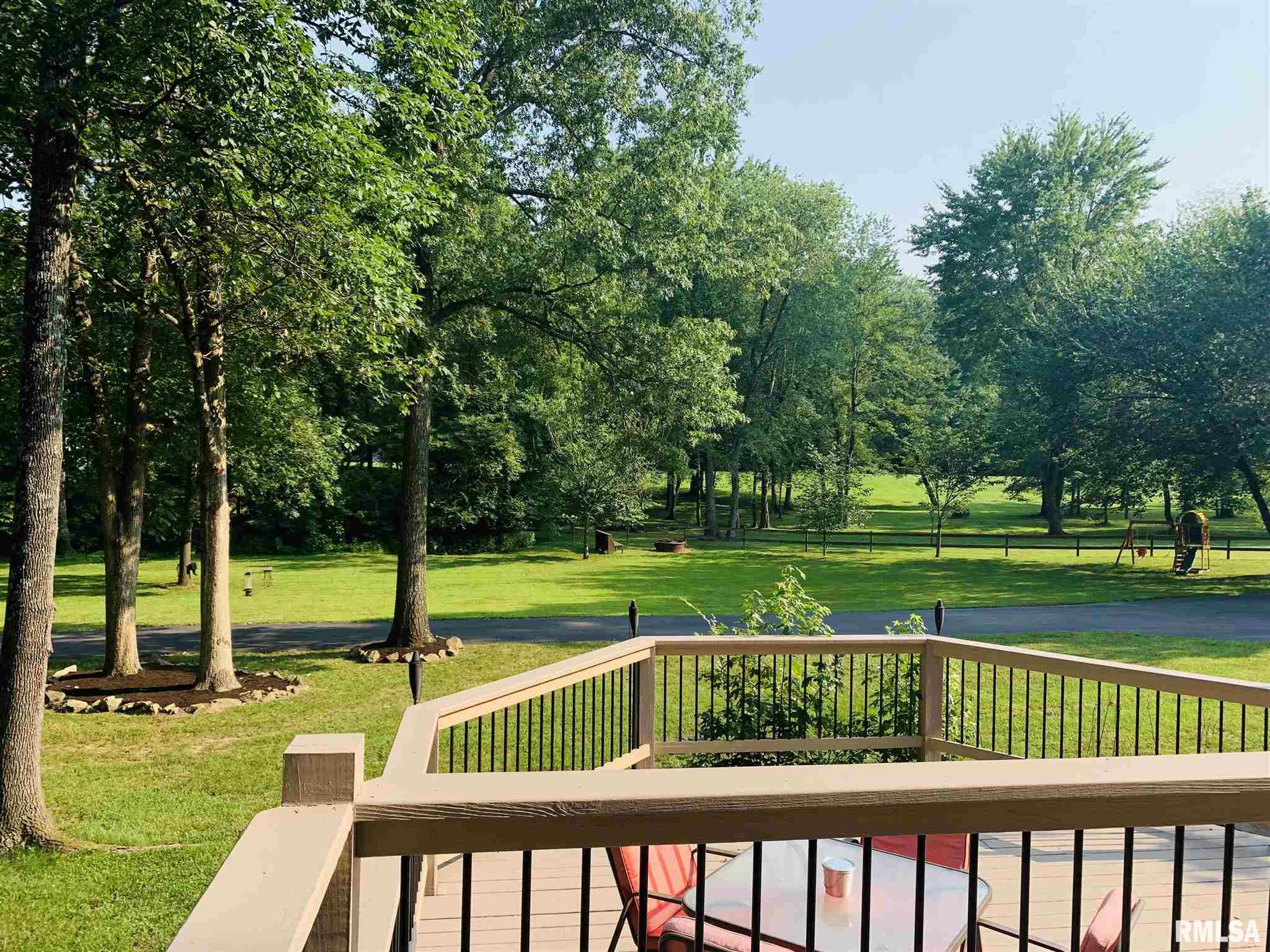 1813 Spring Garden Road Marion, IL 62959 - Photo 43 of 50