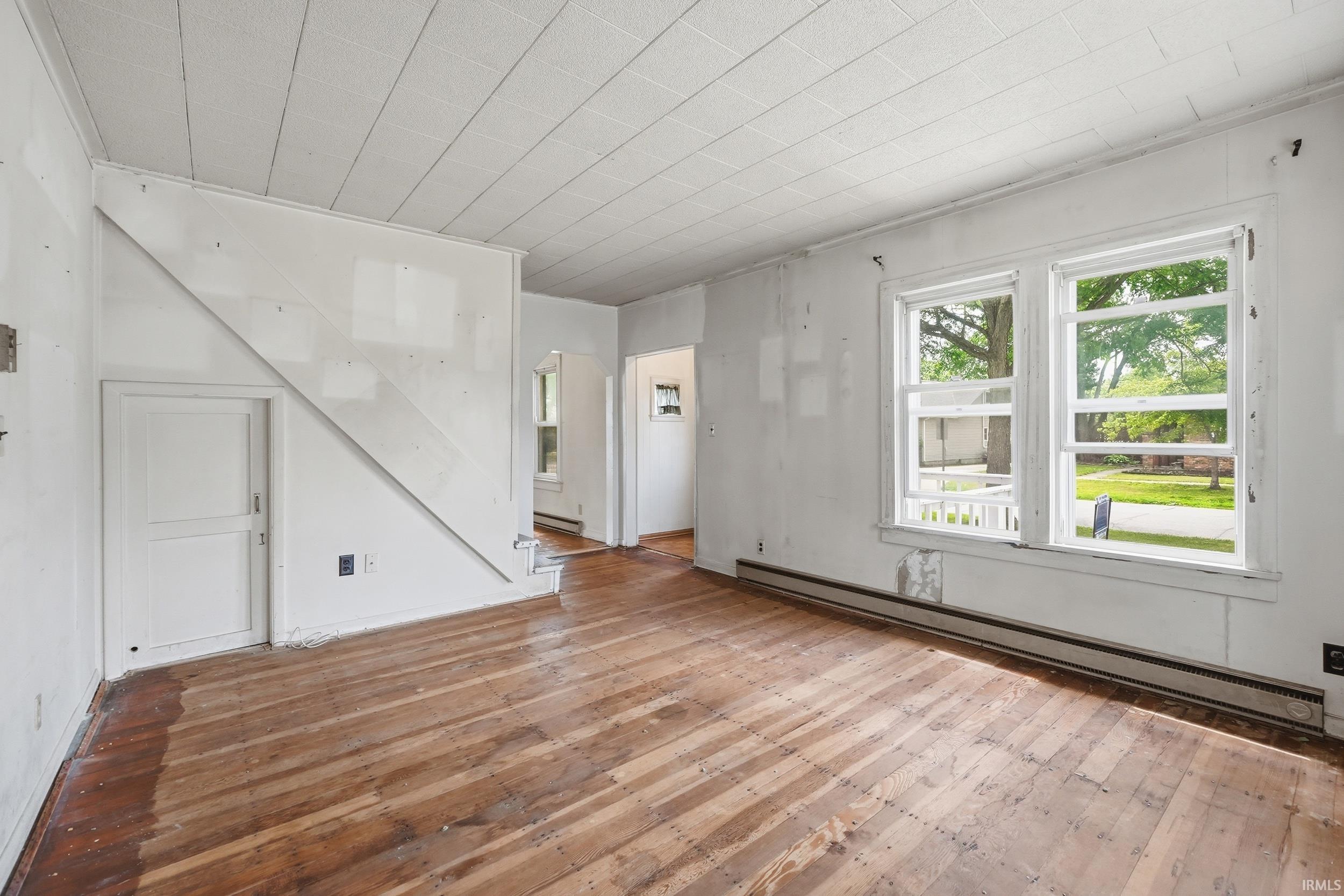 315 West Oak Street Butler, IN 46721 - Photo 10 of 41