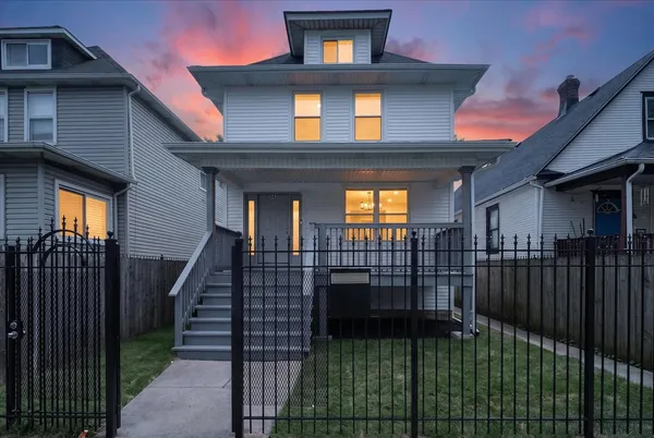 $445,000 | 543 North Leclaire Avenue, Chicago, IL 60644