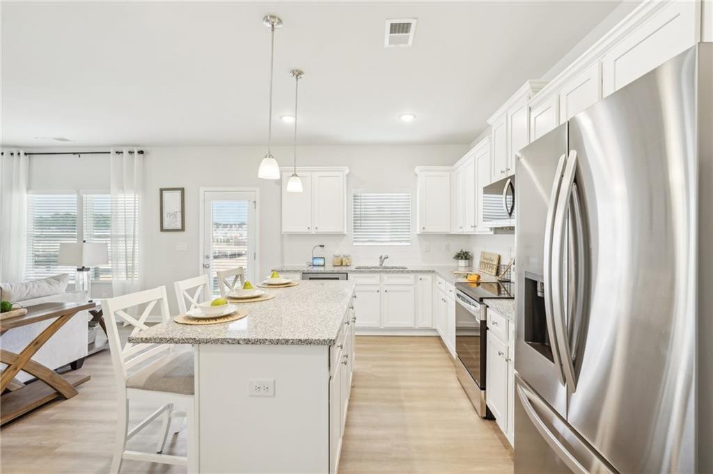 3033 Viewpark Circle Conyers, GA 30013 - Photo 13 of 54