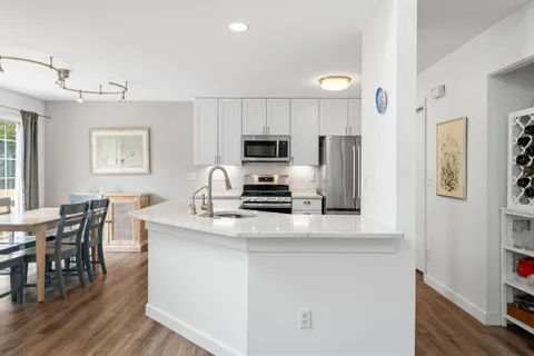 $375,000 | 1654 Woodland Drive, Unit 1255, Geneva, WI 53147