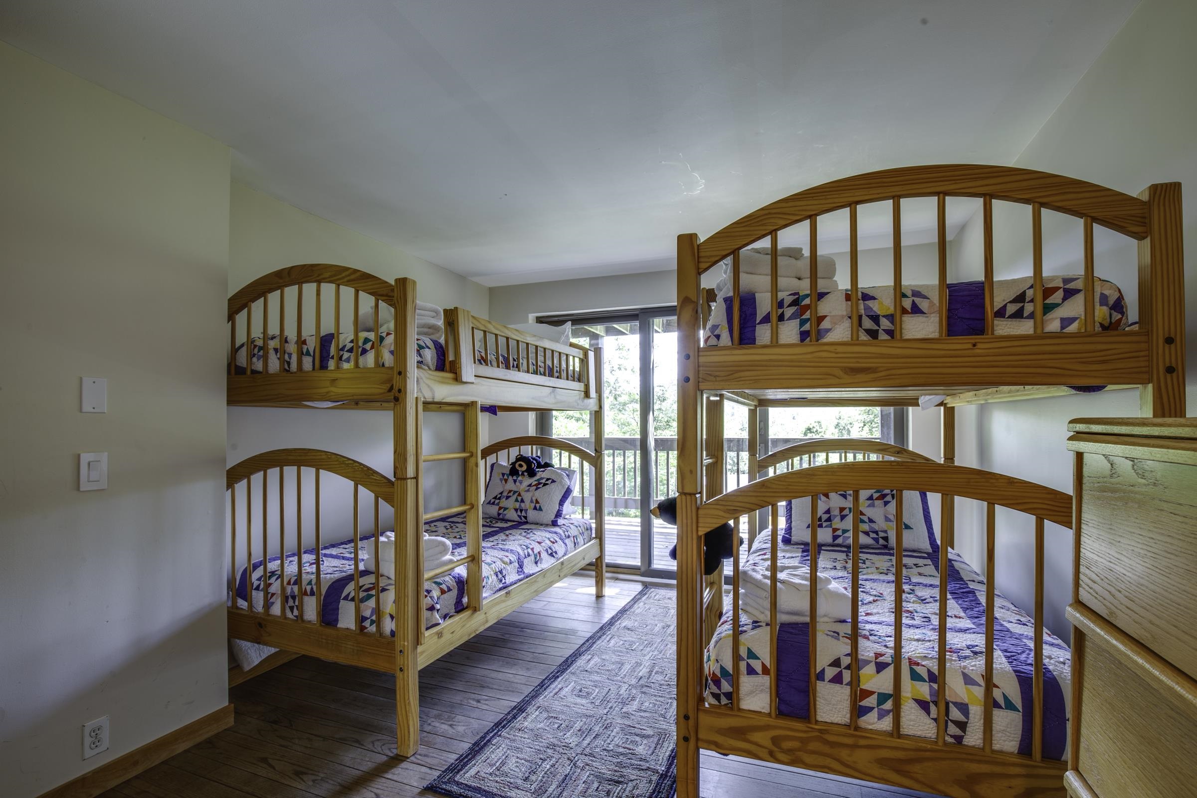 394 Winterberry Road, Unit 4 Killington, VT 05751 - Photo 12 of 38 Gallery Image 12