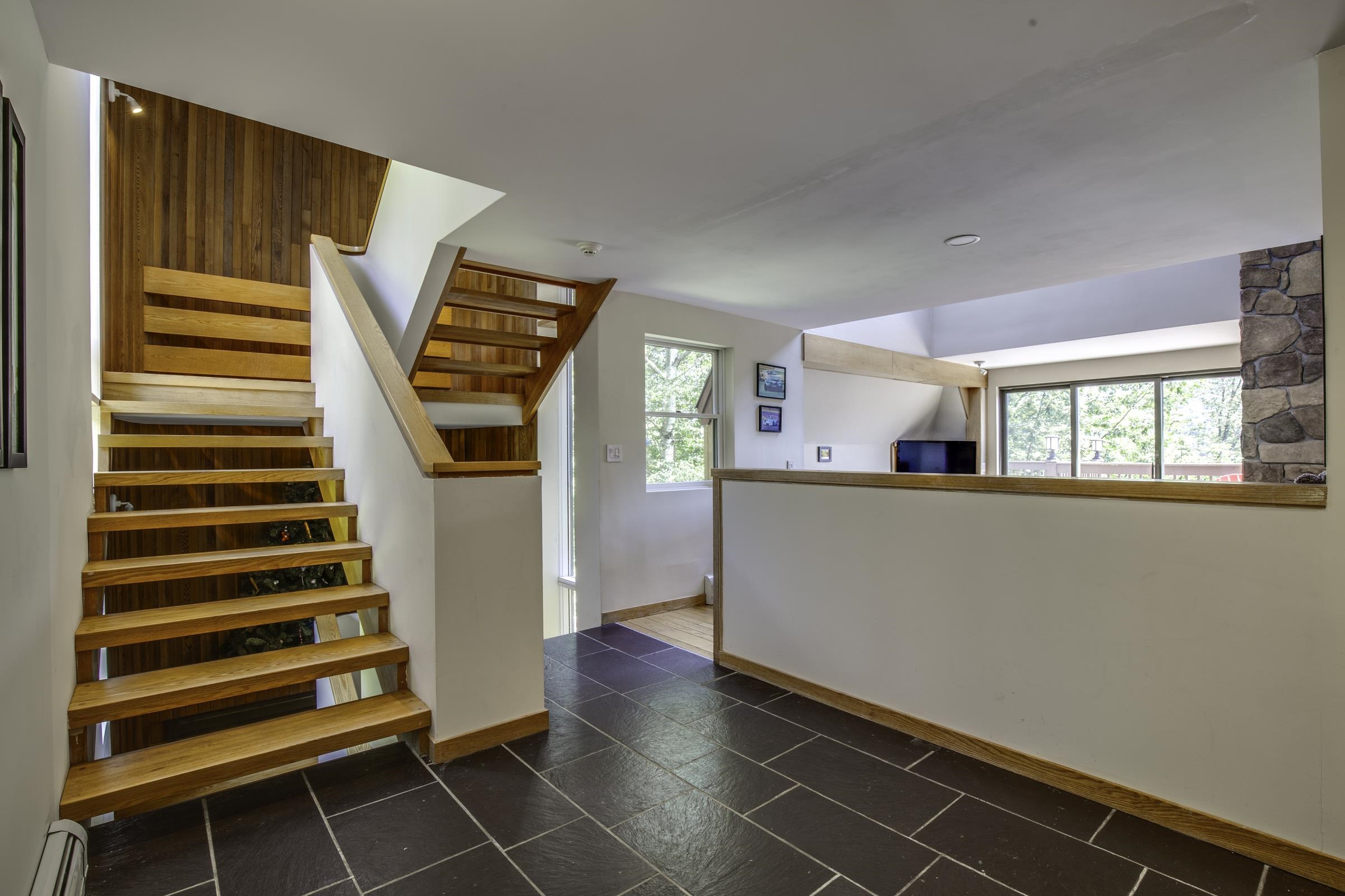 394 Winterberry Road, Unit 4 Killington, VT 05751 - Photo 24 of 38 Gallery Image 24