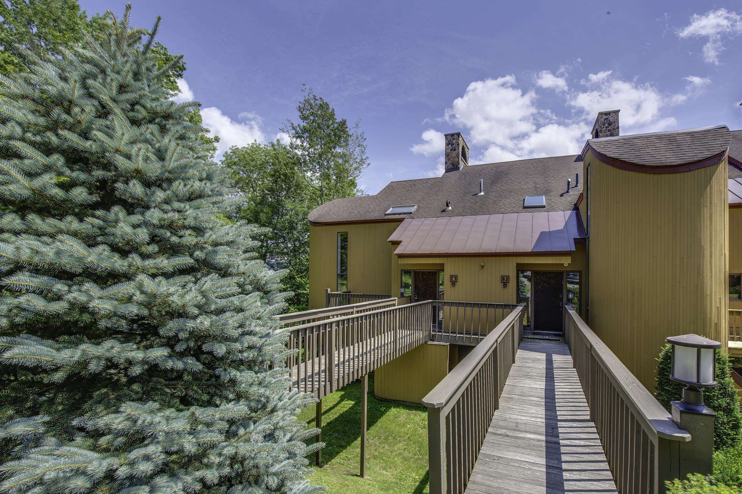 394 Winterberry Road, Unit 4 Killington, VT 05751 - Photo 31 of 38 Gallery Image 31