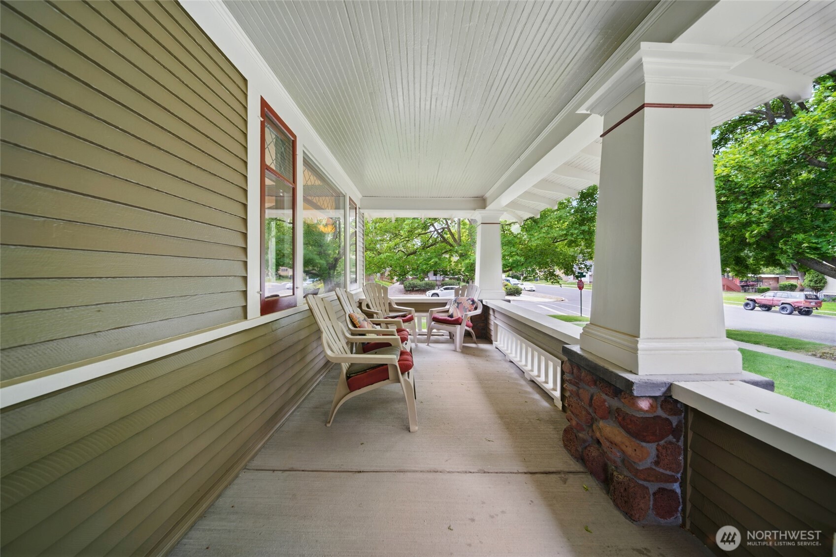 411 South 1st Street Dayton, WA 99328 - Photo 6 of 40