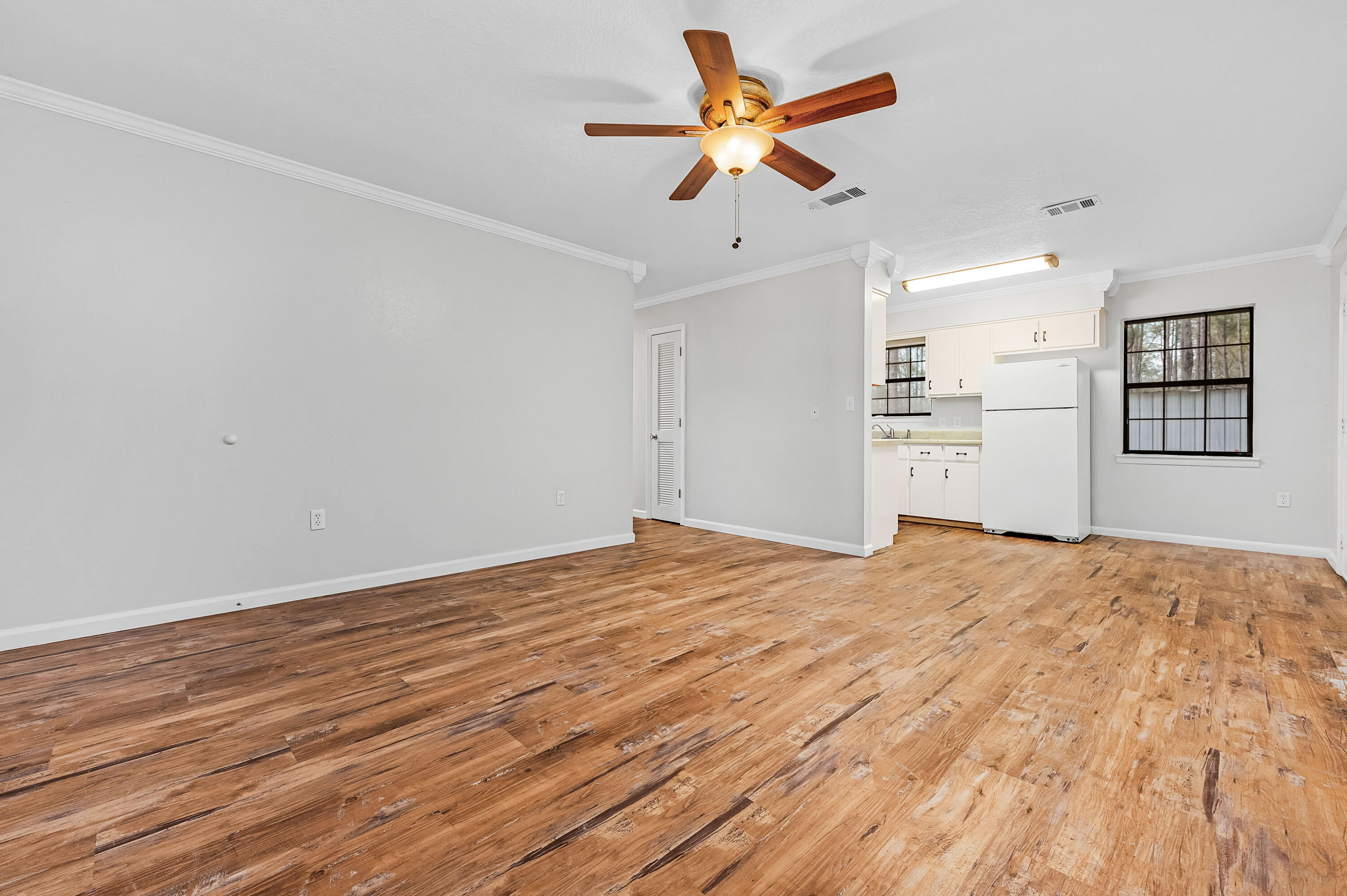 86-d L D L Godwin Road Freeport, FL 32439 - Photo 4 of 38 Gallery Image 4