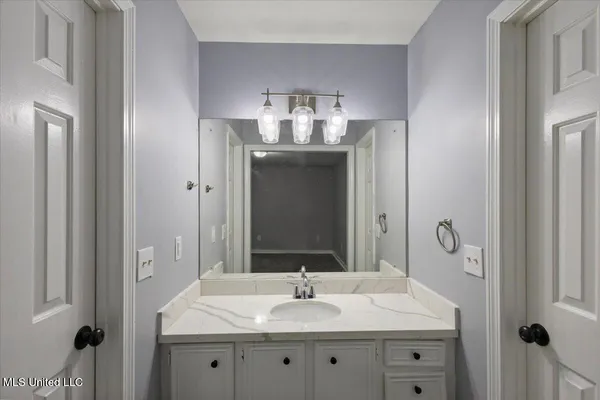 $289,000 | 2455 River Oaks Boulevard, Unit A & B, Jackson, MS 39211