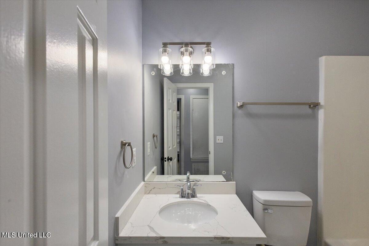 2455 River Oaks Boulevard, Unit A & B Jackson, MS 39211 - Photo 20 of 25 20250912020311803288000000-o