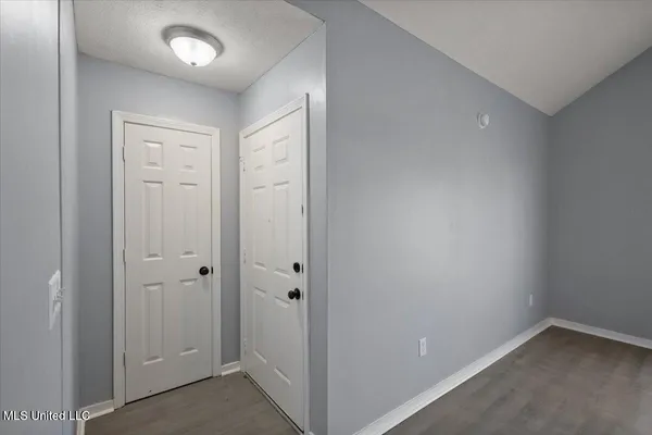 $289,000 | 2455 River Oaks Boulevard, Unit A & B, Jackson, MS 39211