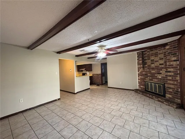 $1,800 | 1209 Maplewood Drive, Harvey, LA 70058