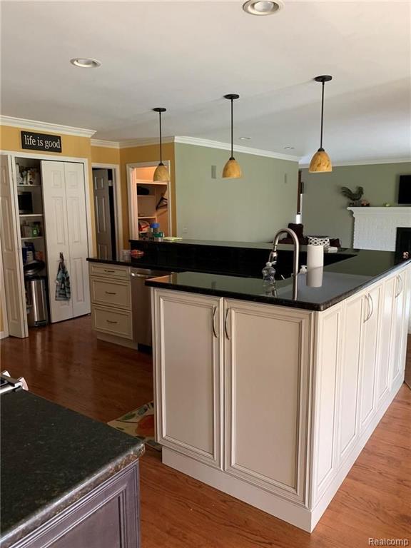 829 Stag Ridge Road Rochester, MI 48309 - Photo 9 of 27