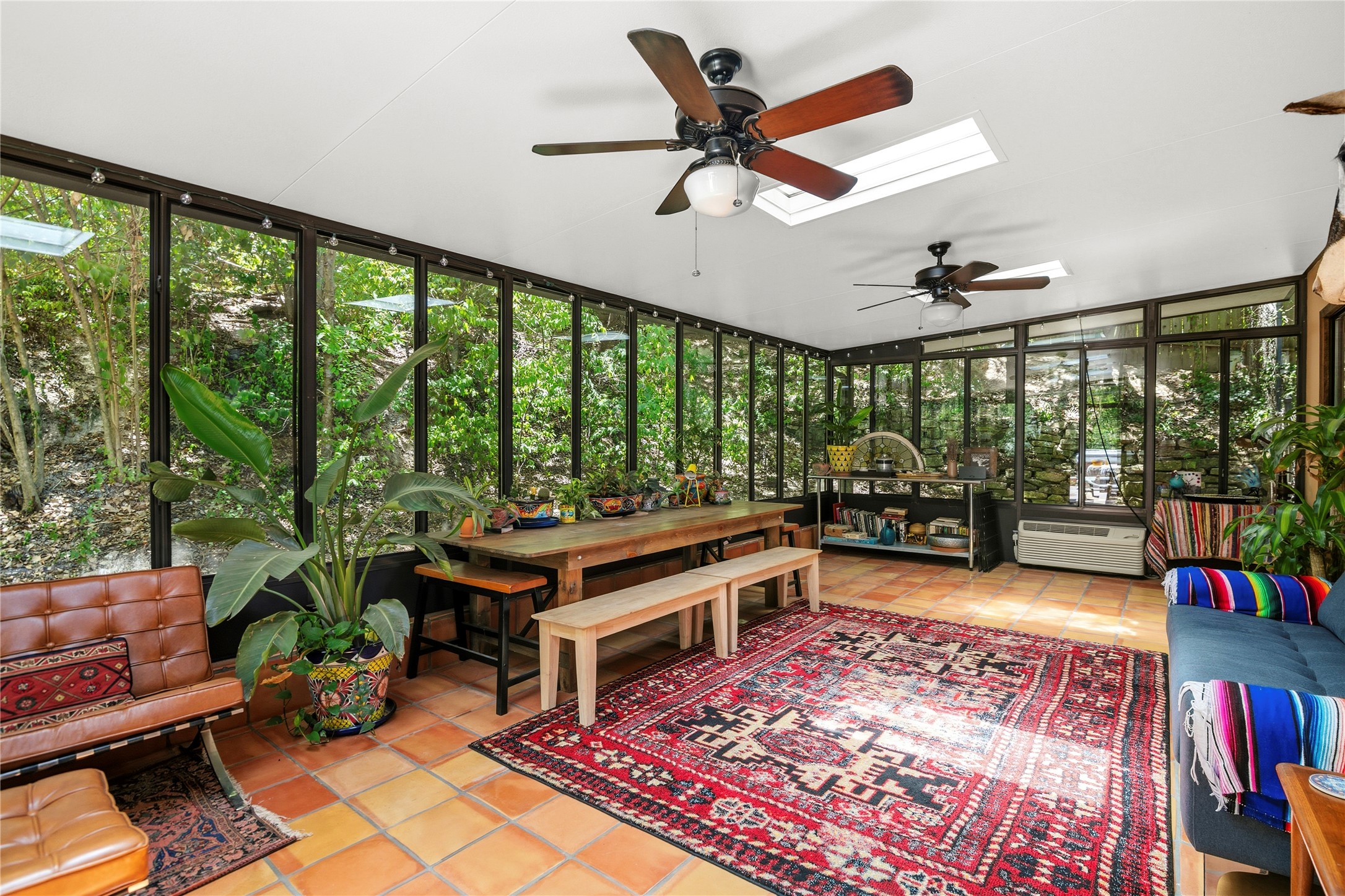 5403 Jeffburn Cove Austin, TX 78745 - Photo 22 of 40 a bedroom with furniture and a rug