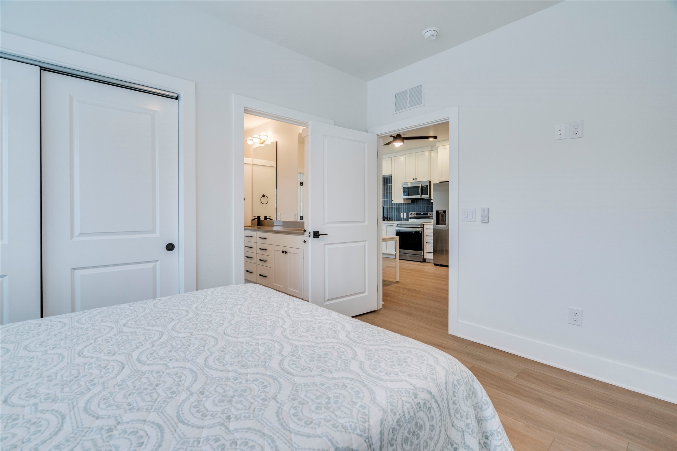 3000 Duval Street, Unit 207 Austin, TX 78705 - Photo 17 of 34