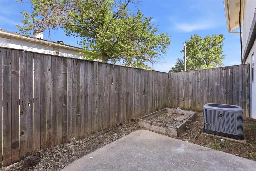 612 Ridgeline Drive Hurst, TX 76053 - Photo 23 of 26