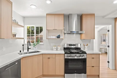 $2,998,800 | 320 Waverly Street, Sunnyvale, CA 94086