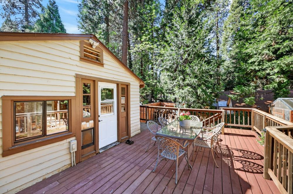 2925 Maple Avenue Pollock Pines, CA 95726 - Photo 25 of 42 a view of deck with patio