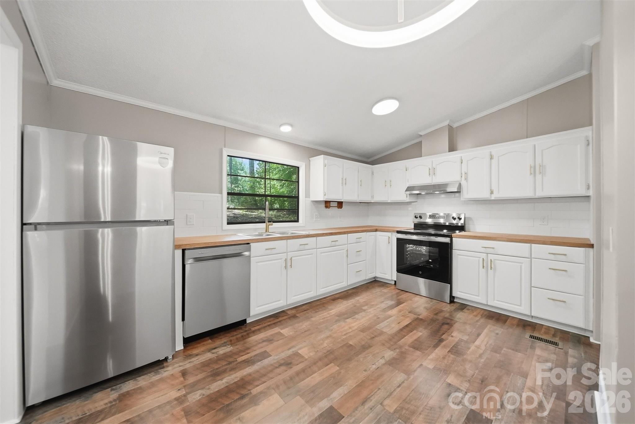 4944 Largo Court Conover, NC 28613 - Photo 14 of 43