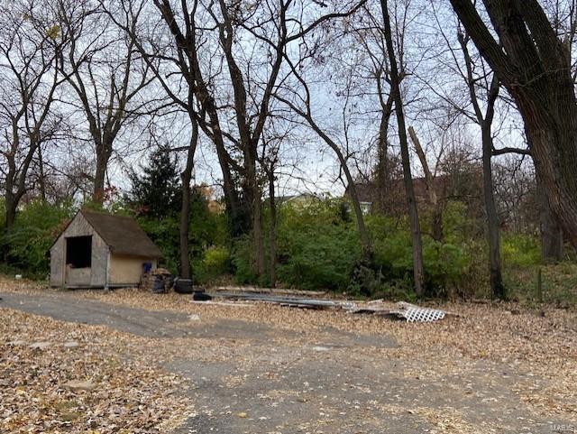 1855 Chambers Road St. Louis, MO 63136 - Photo 9 of 10