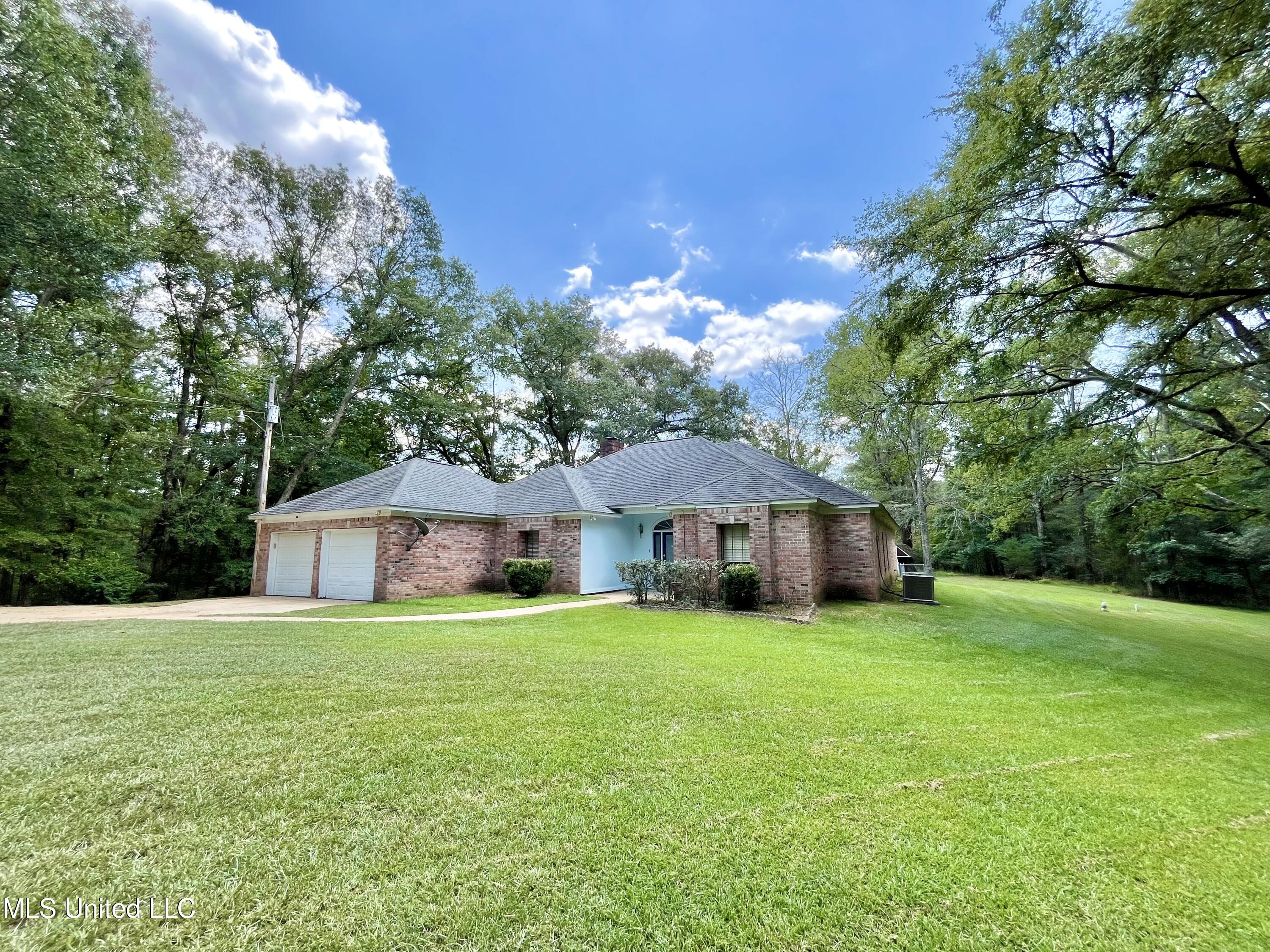 2074 Lake Copiah Road Crystal Springs, MS 39059 - Photo 45 of 56 IMG_0170