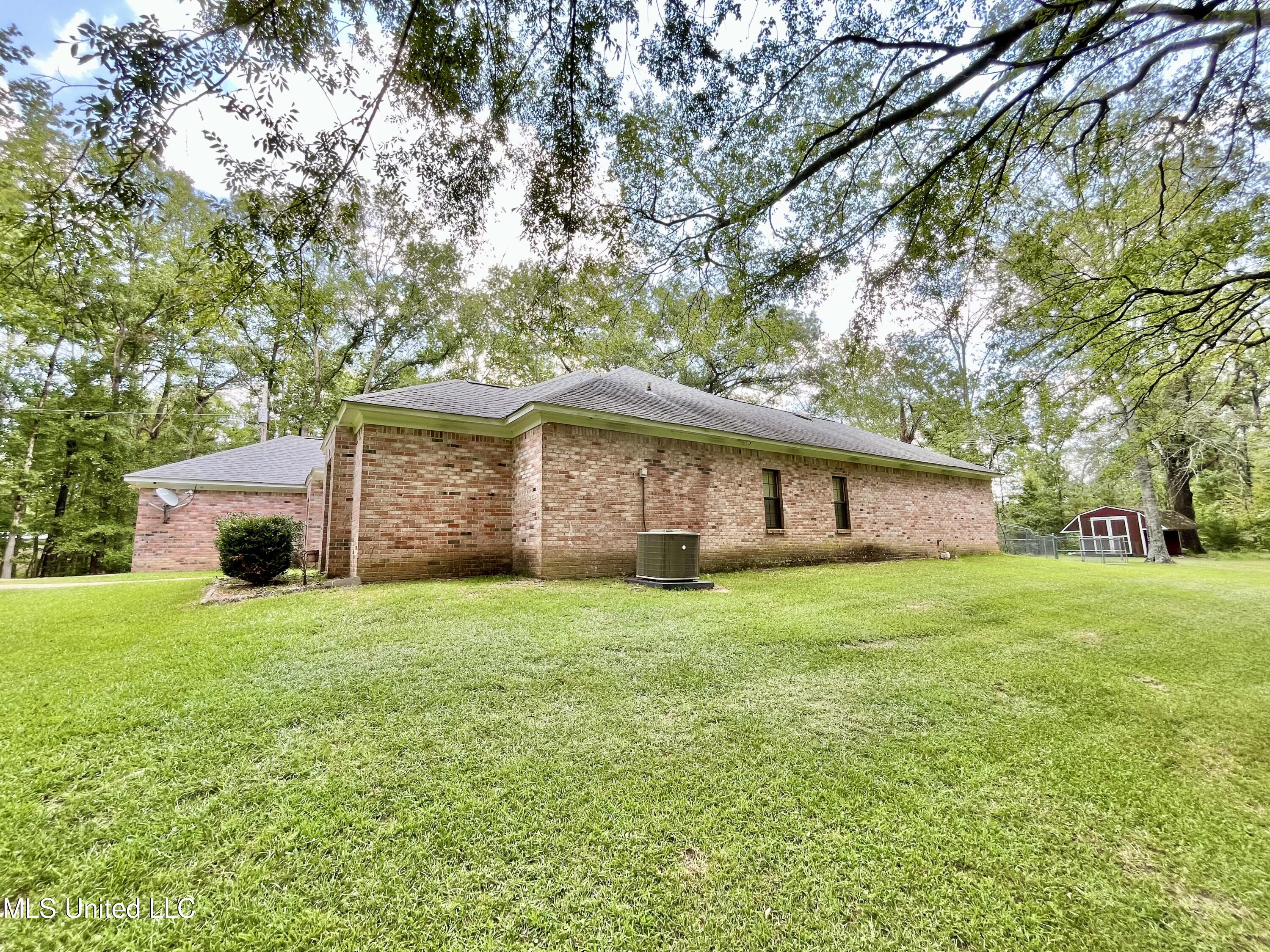 2074 Lake Copiah Road Crystal Springs, MS 39059 - Photo 48 of 56 IMG_0172