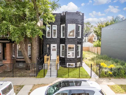 $499,000 | 6317 South Eberhart Avenue, Chicago, IL 60637