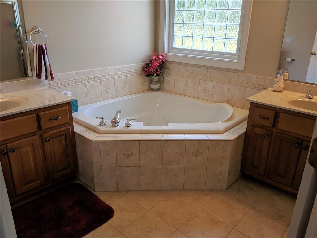 1584 Union Grove Road Lenoir, NC 28645 - Photo 20 of 40 Gallery Image 20