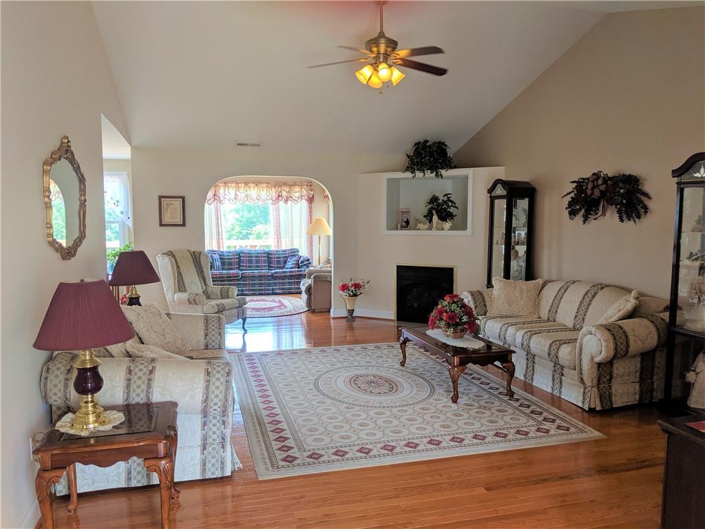 1584 Union Grove Road Lenoir, NC 28645 - Photo 4 of 40 Gallery Image 4