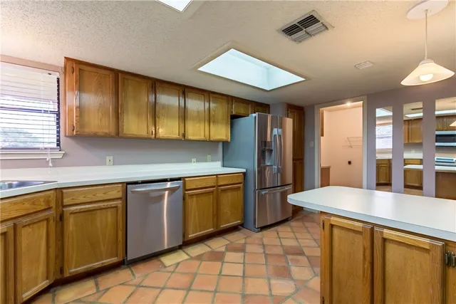 $1,695 | 5134 Middlecoff Drive, Unit A, Corpus Christi, TX 78413