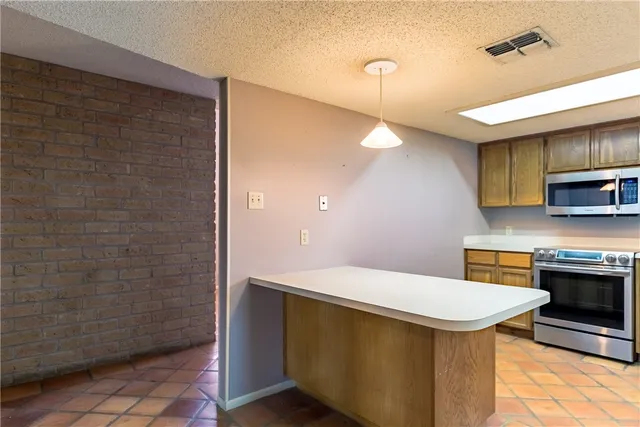 $1,695 | 5134 Middlecoff Drive, Unit A, Corpus Christi, TX 78413