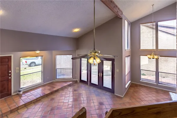 $1,695 | 5134 Middlecoff Drive, Unit A, Corpus Christi, TX 78413