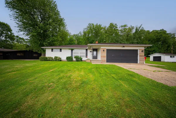 $198,000 | 248 Crowley Drive, Roseville, OH 43777