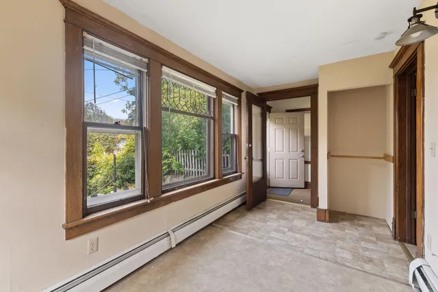 $339,900 | 55 Williams Avenue Southeast, Minneapolis, MN 55414