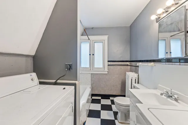 $339,900 | 55 Williams Avenue Southeast, Minneapolis, MN 55414