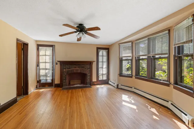 $339,900 | 55 Williams Avenue Southeast, Minneapolis, MN 55414