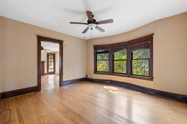 $339,900 | 55 Williams Avenue Southeast, Minneapolis, MN 55414