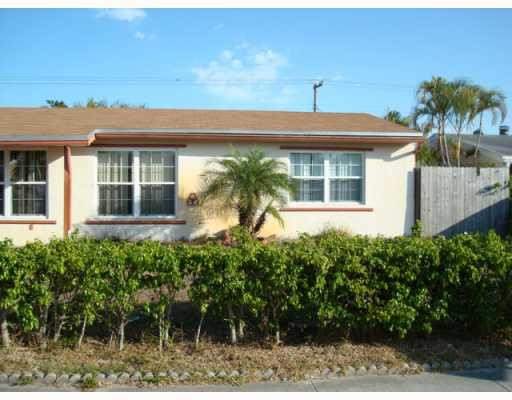 7171 Raleigh Street Hollywood, FL 33024 - Photo 1 of 16 Exterior Front