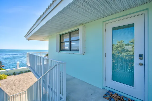 $2,395,000 | 33 Kyle Way West, Marathon, FL 33050