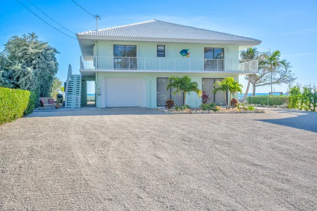 $2,395,000 | 33 Kyle Way West, Marathon, FL 33050