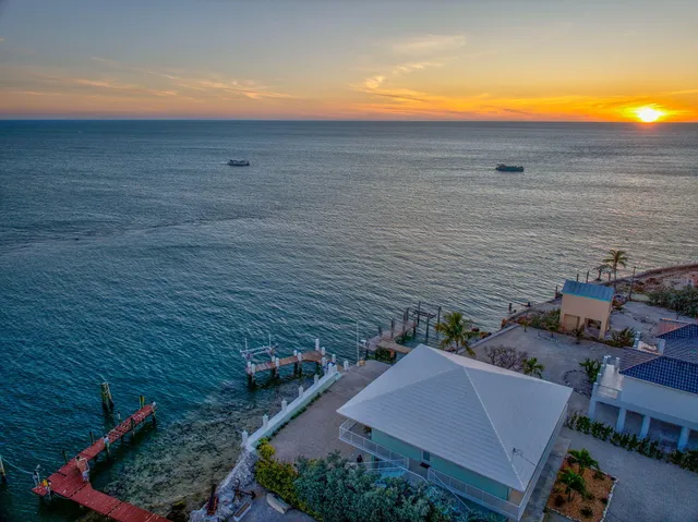 $2,395,000 | 33 Kyle Way West, Marathon, FL 33050