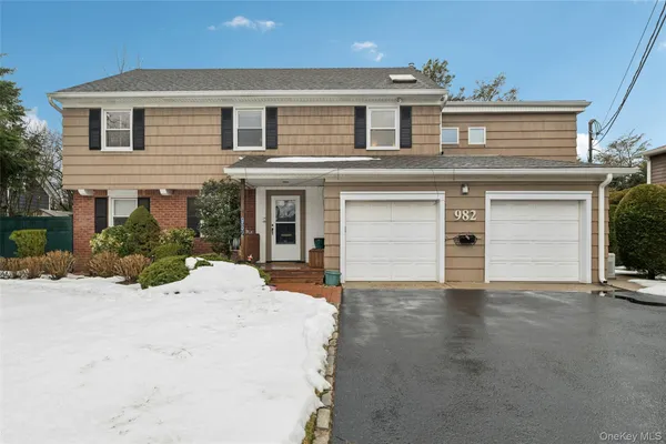 $1,848,000 | 982 Clark Place, Woodmere, NY 11598